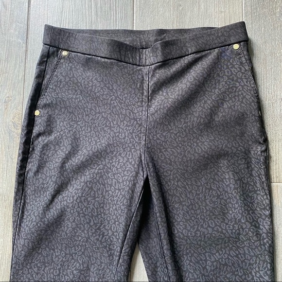 Anne Klein Woman’s Black Animal Print Dress Pant - Picture 2 of 3